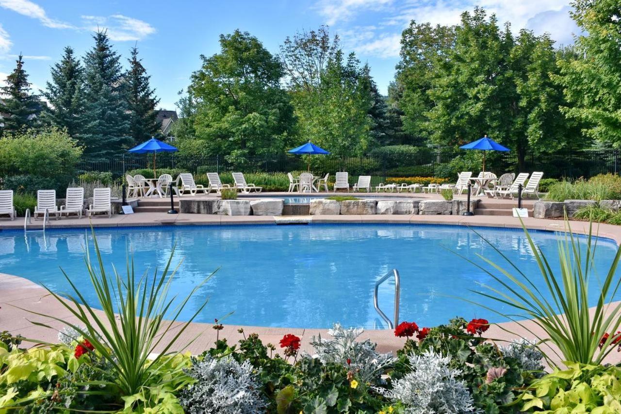 Beautiful & Bright 3 Bed Townhome Near Village ブルー・マウンテンズ エクステリア 写真