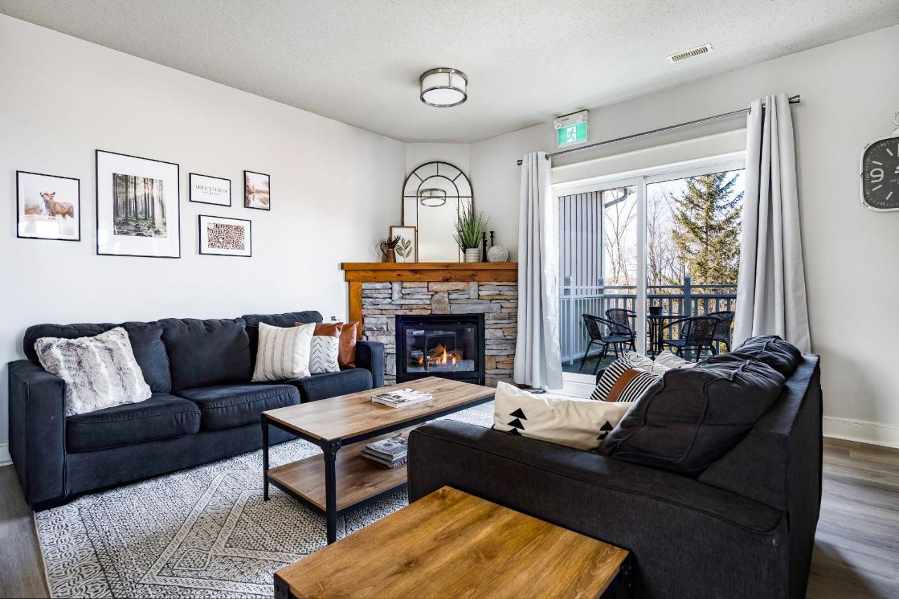 Beautiful & Bright 3 Bed Townhome Near Village ブルー・マウンテンズ エクステリア 写真