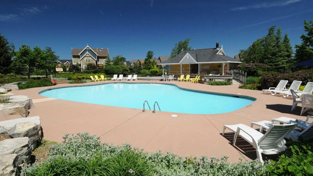 Beautiful & Bright 3 Bed Townhome Near Village ブルー・マウンテンズ エクステリア 写真